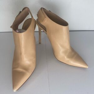 Gianvito Rossi Tan Point Toe Back Buckle Strap Luxury Leather Heels 39